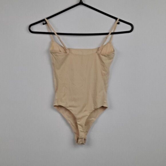 SKIMS ladies bodysuit NWT - Picture 4 of 8